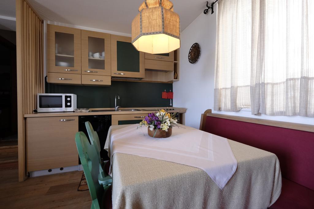 Aparthotel Residenza Bagni & Miramonti Cavalese Exterior foto
